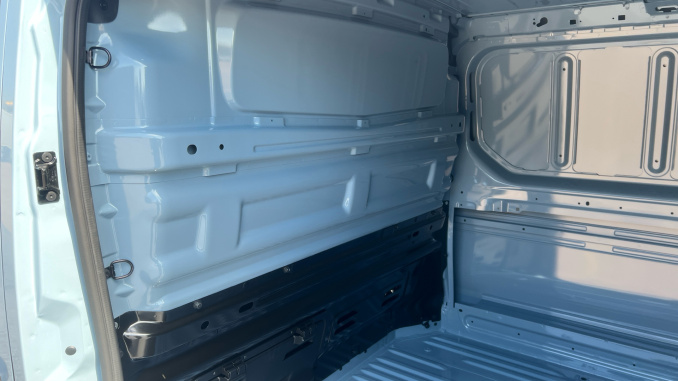 Renault Trafic Swb Diesel SL30 Blue dCi 130 Advance [Safety] Van - Image 18